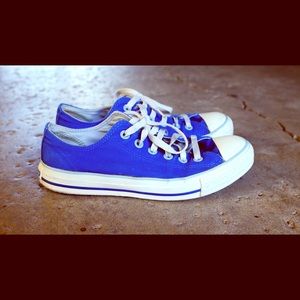 Blue Chuck Taylor’s
